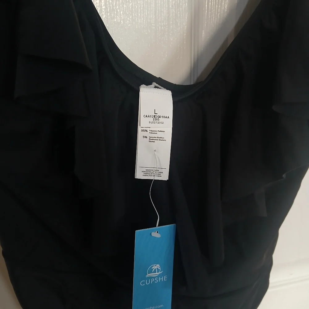 Womans Cupshe Black Ruffle One-Piece Swimsuit NWT Beach Pool Resort Cruise